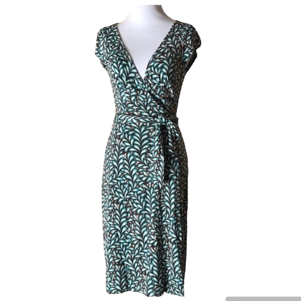 Diane von Furstenberg Dress Classic Kye Silk Jersey Wrap Green Leaf Print Retro